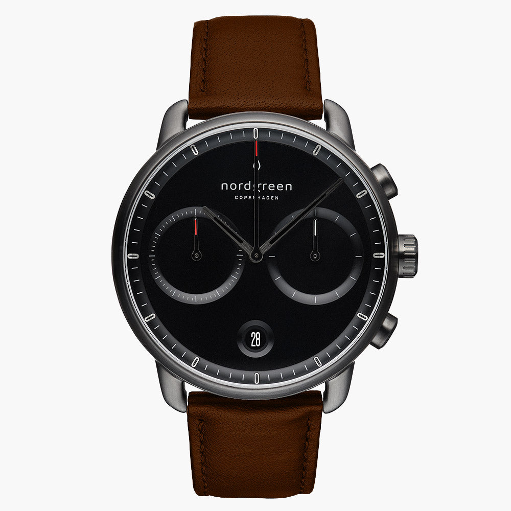 【専用】Nordgreen Pioneer（42mm）ブラウンレザーベルト Pioneer Chronograph | Nordgreen 42mm Gunmetal Brown