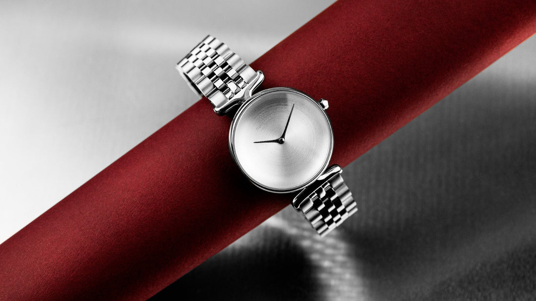 How to remove watch links: A simple guide to the perfect fit