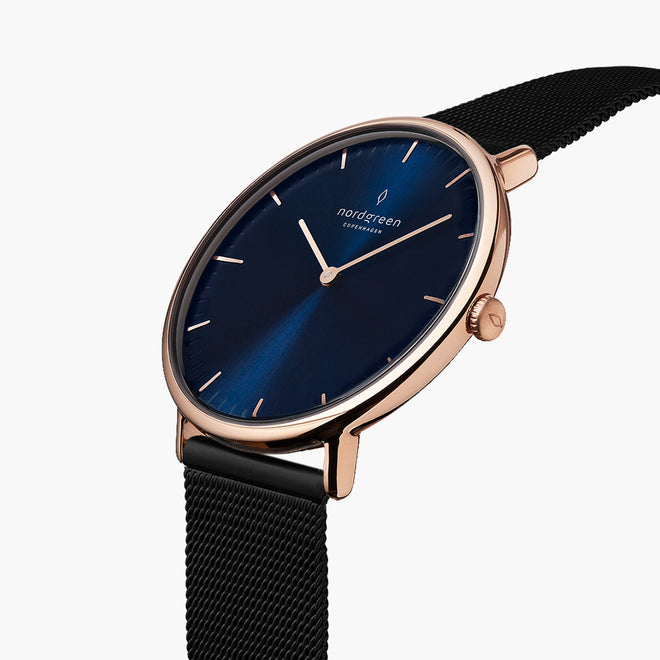 Native | Navy Dial - Black Mesh