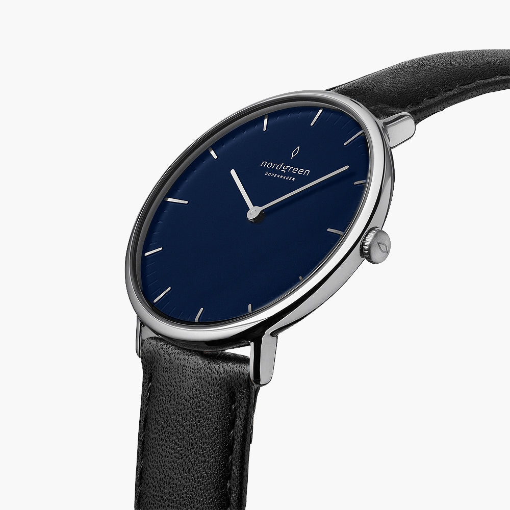 Native 32mm | シルバーケース ブラックレザー ストラップ – Nordgreen