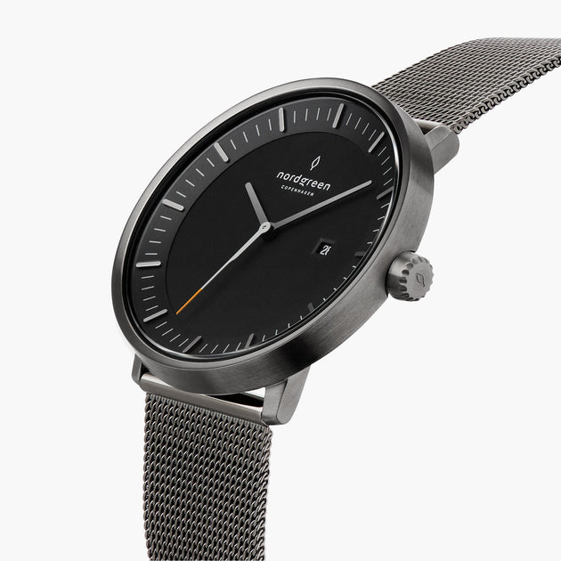 Philosopher | Black Dial - Mesh