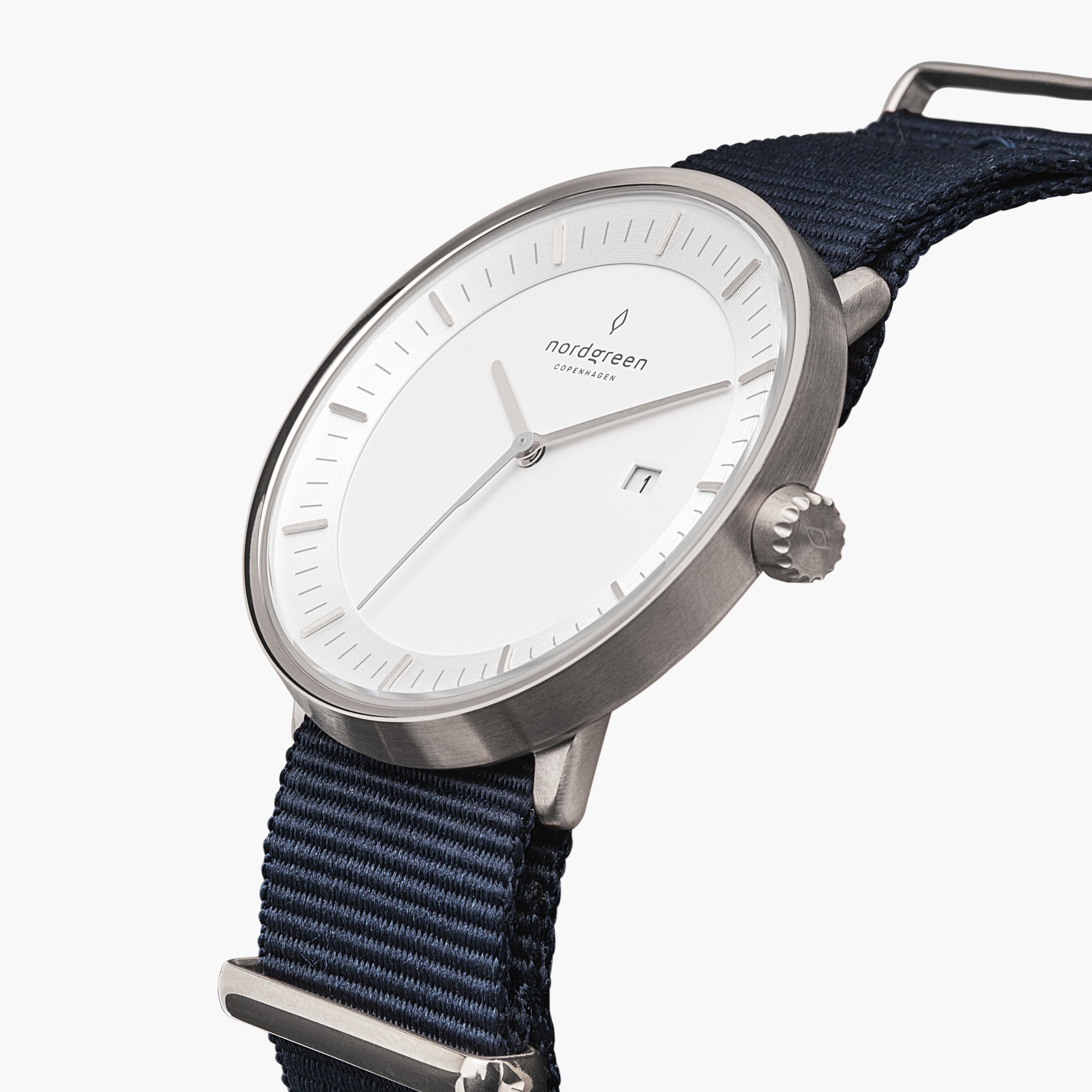 Nordgreen Philosopher | Silver 40mm Navy Nylon Strap