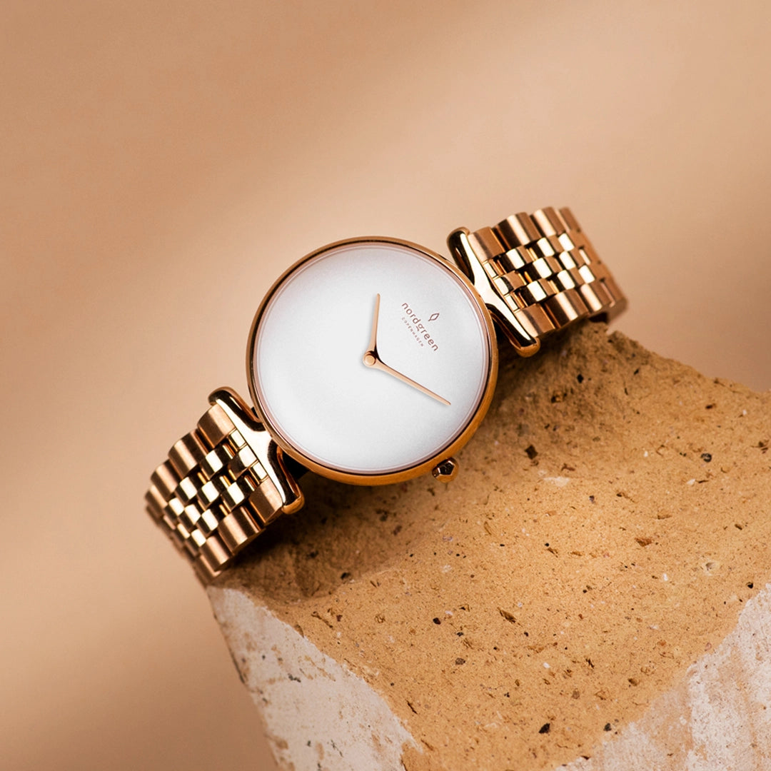 Latest watch design for women on sale