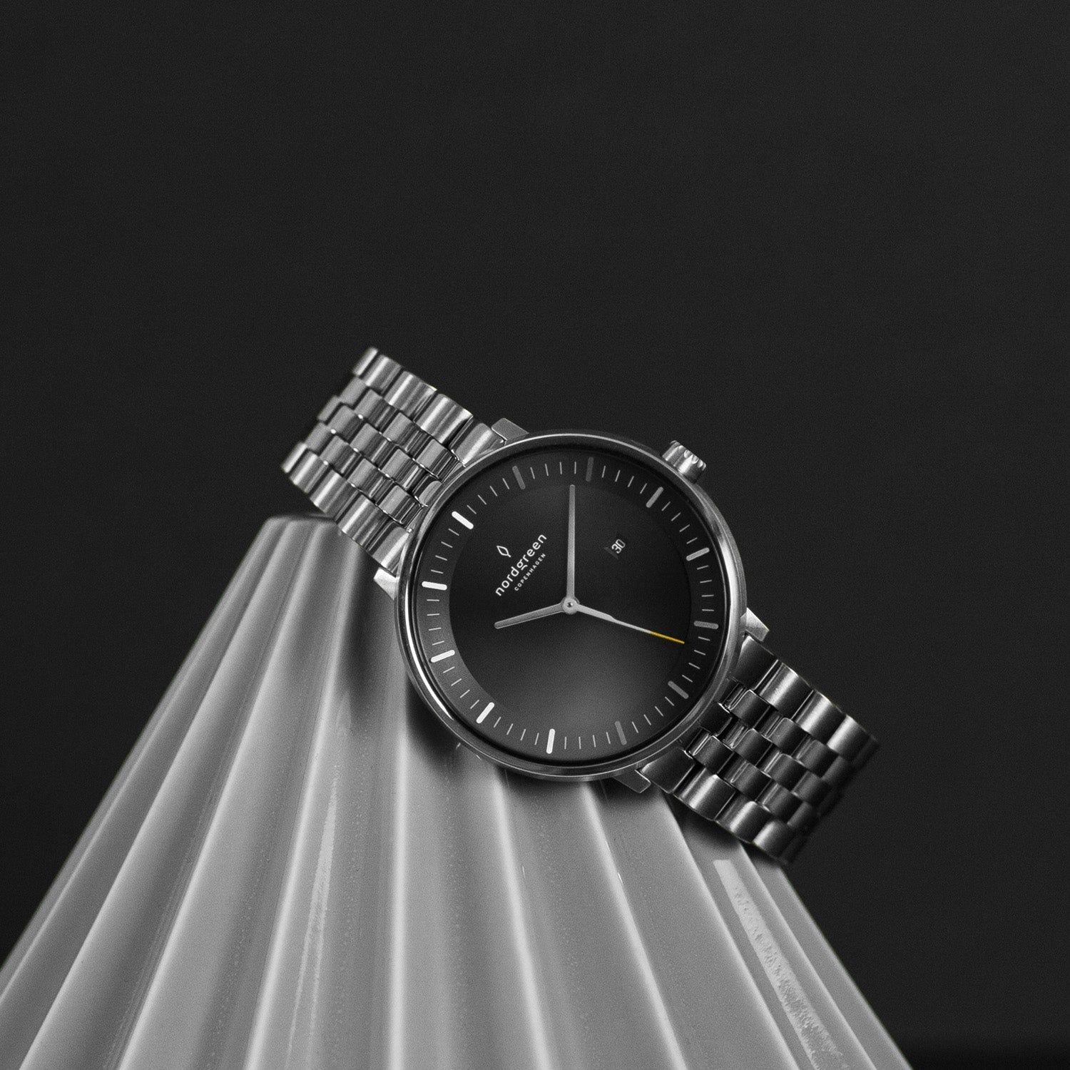 Nordgreen Philosopher | 40mm Silver Link Black Dial