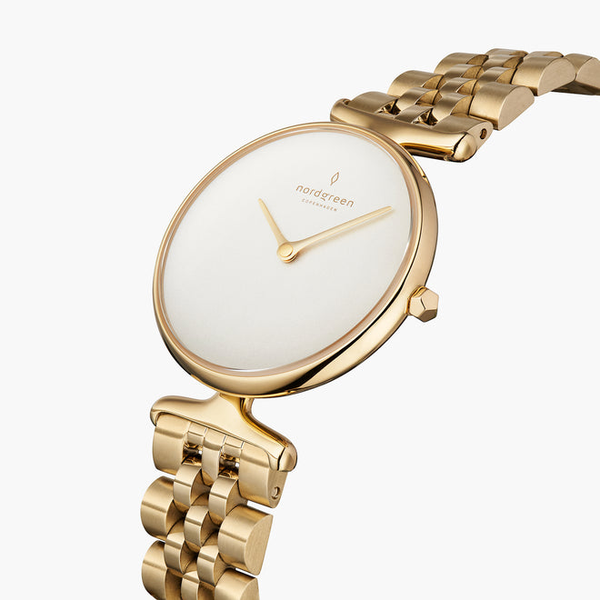 UN28GO5LGOXX UN32GO5LGOXX &Unika gold watches for women with white dial and 5-link strap